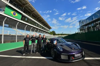 Porsche 911 GT2 RS Manthey quebra recorde como o carro de rua original mais rápido em Interlagos